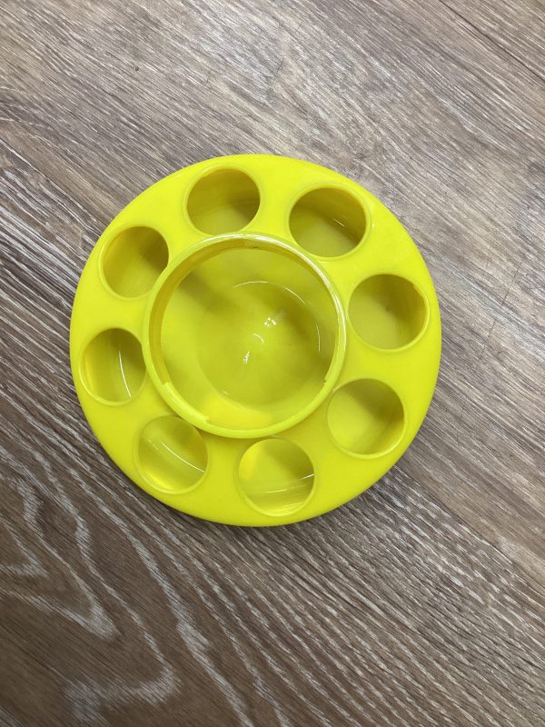 8 Hole Plastic Feed Base YELLOW For Discount